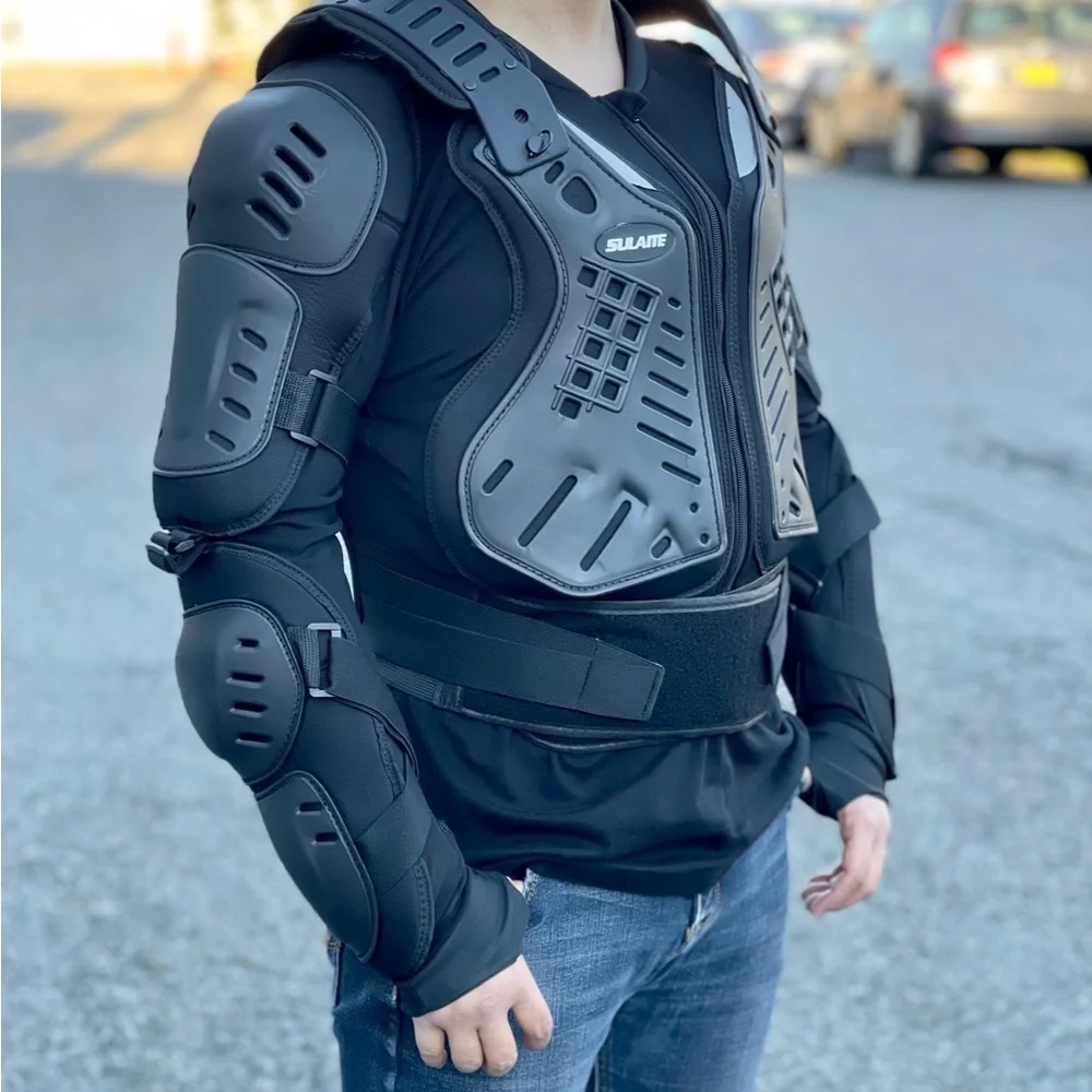 Motorcycle Riding Armor - Picture 3 of 12